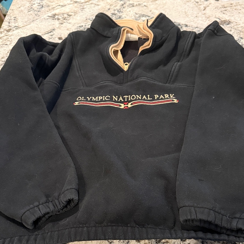 Black Olympic National Park Pullover